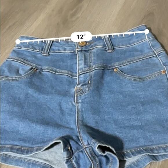 Urban Outfitters BDG Medium Wash High Rise Short Shorts Size 24‎ - Picture 6 of 8